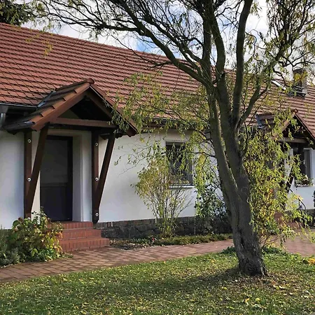 Svanur Am Islandpferdehof Gut Birkholz Διαμέρισμα *